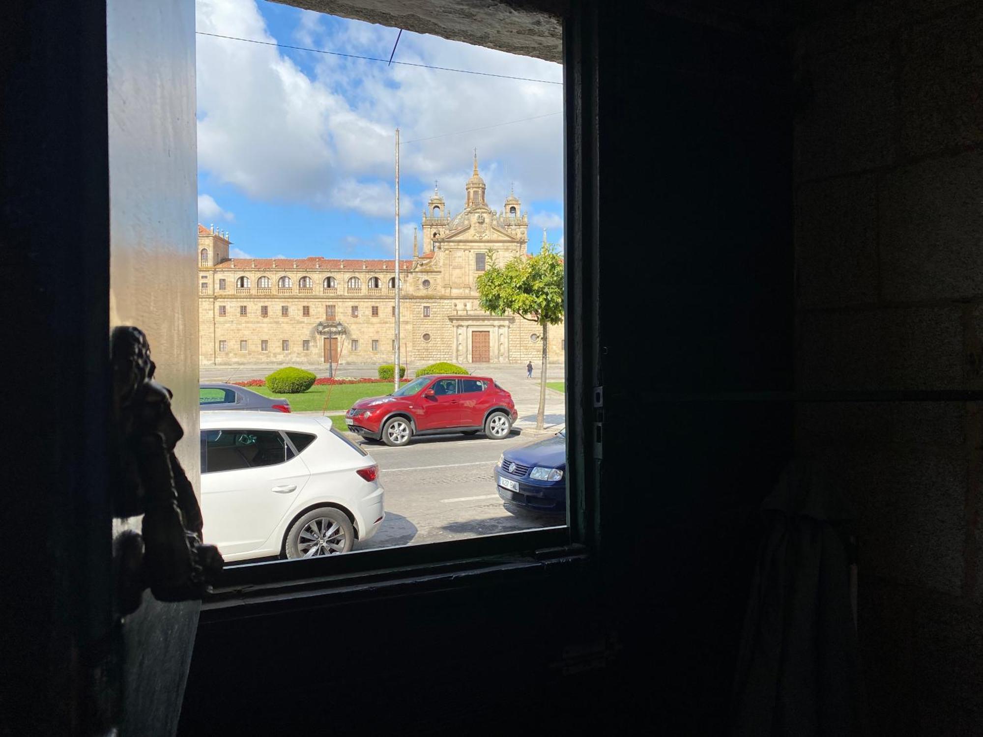 Apartmán Campo De La Compania Monforte De Lemos Exteriér fotografie