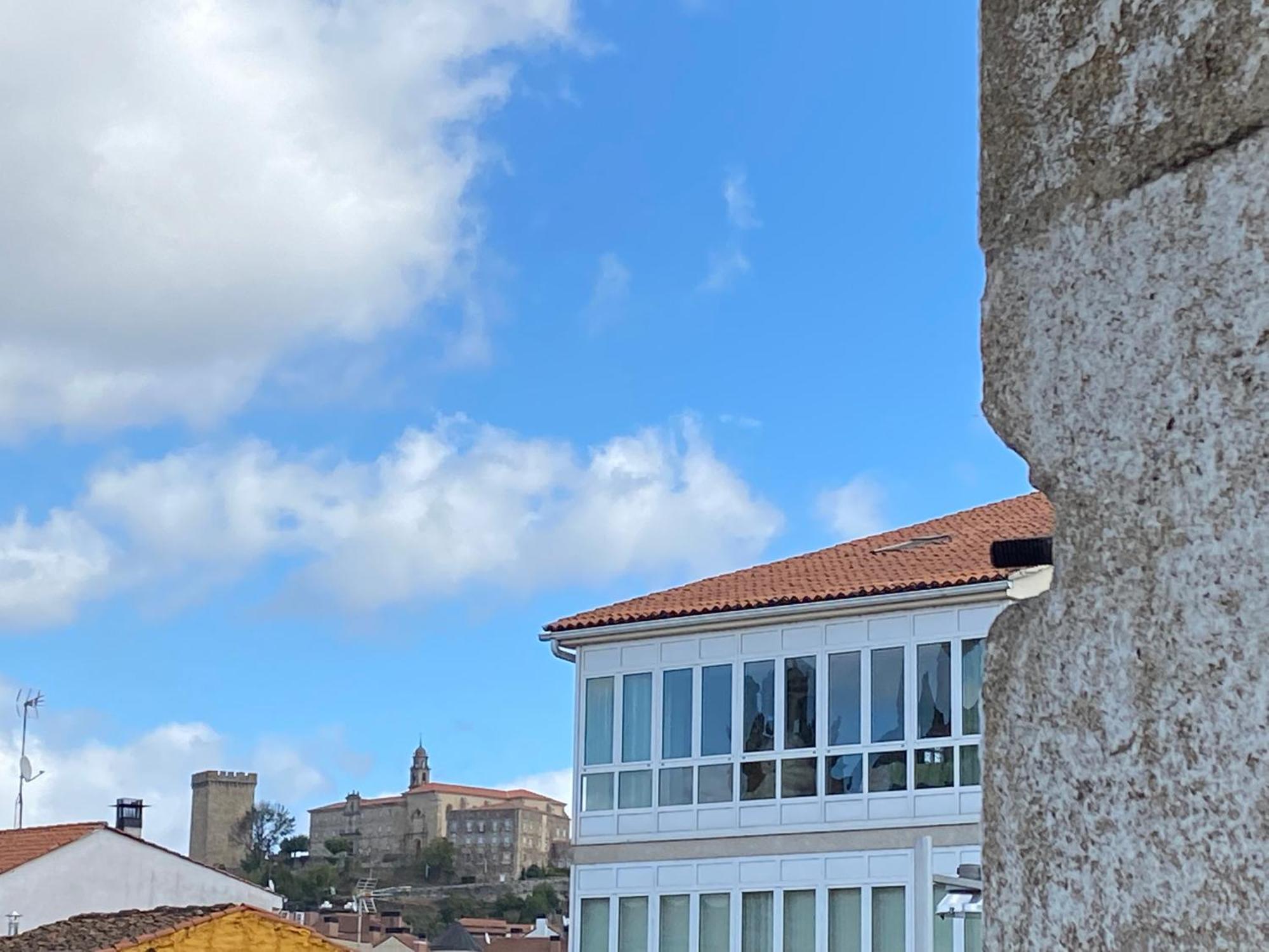 Apartmán Campo De La Compania Monforte De Lemos Exteriér fotografie